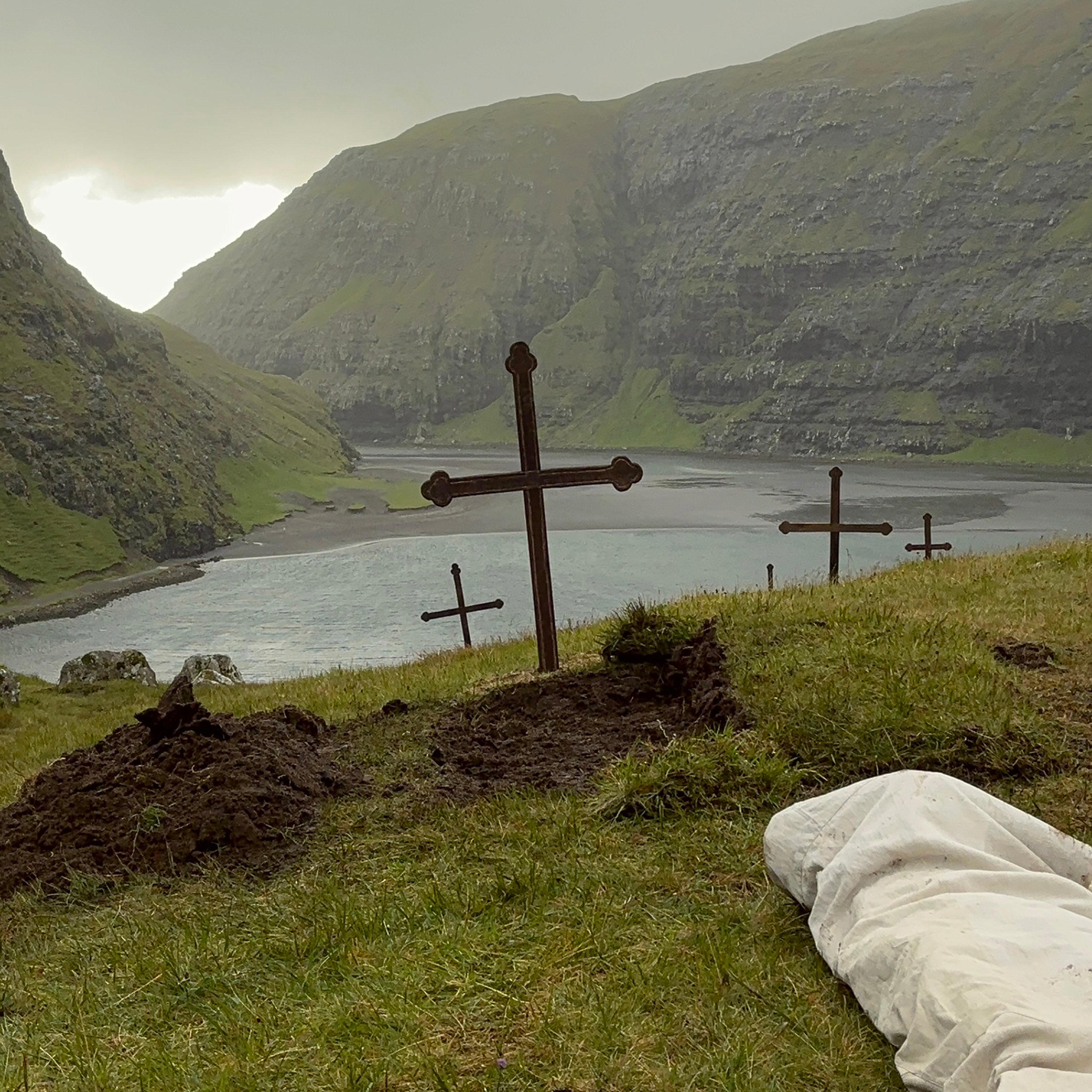 Alt verður ljóst (From the motion picture "No Rest for the Wicked")